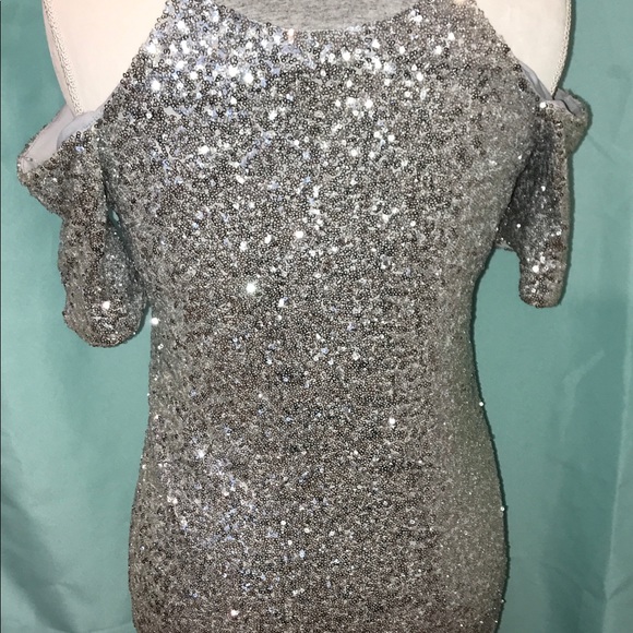 Silver sequin cold shoulder party dress - Picture 4 of 5